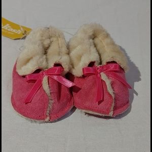 OshKosh Faux Fur Moccasins